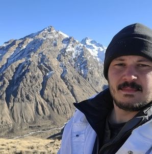 Meet your Posher, Cole